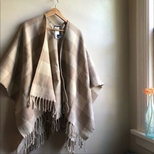 Buffalo Plaid poncho blanket scarf by Abercrombie and Fitch